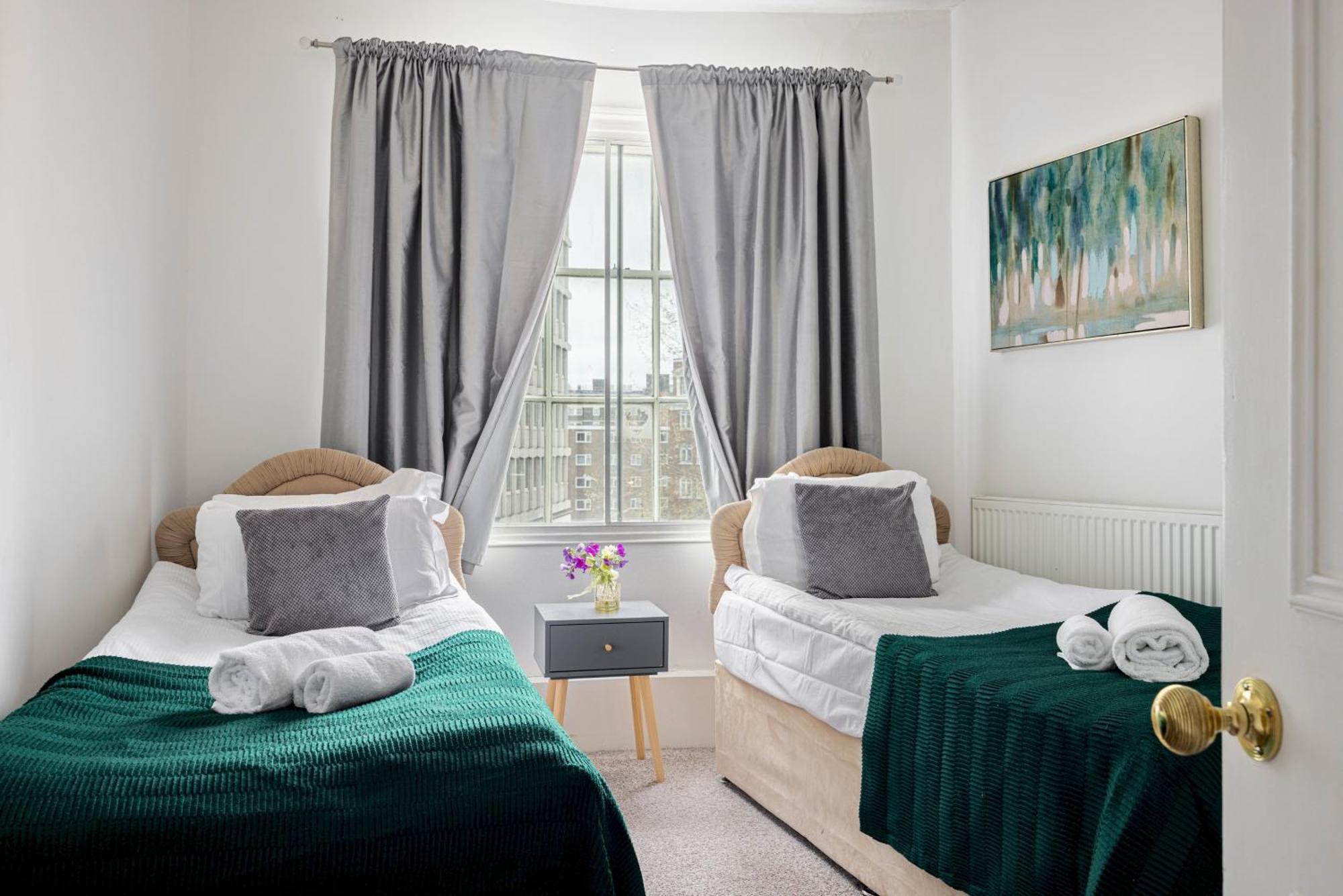 Picktheplace Lancaster Gate London Ngoại thất bức ảnh